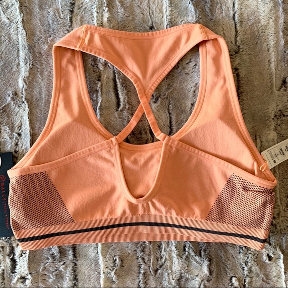 Bally Total Fitness seamless “Lana” sports bra - Picture 4 of 13